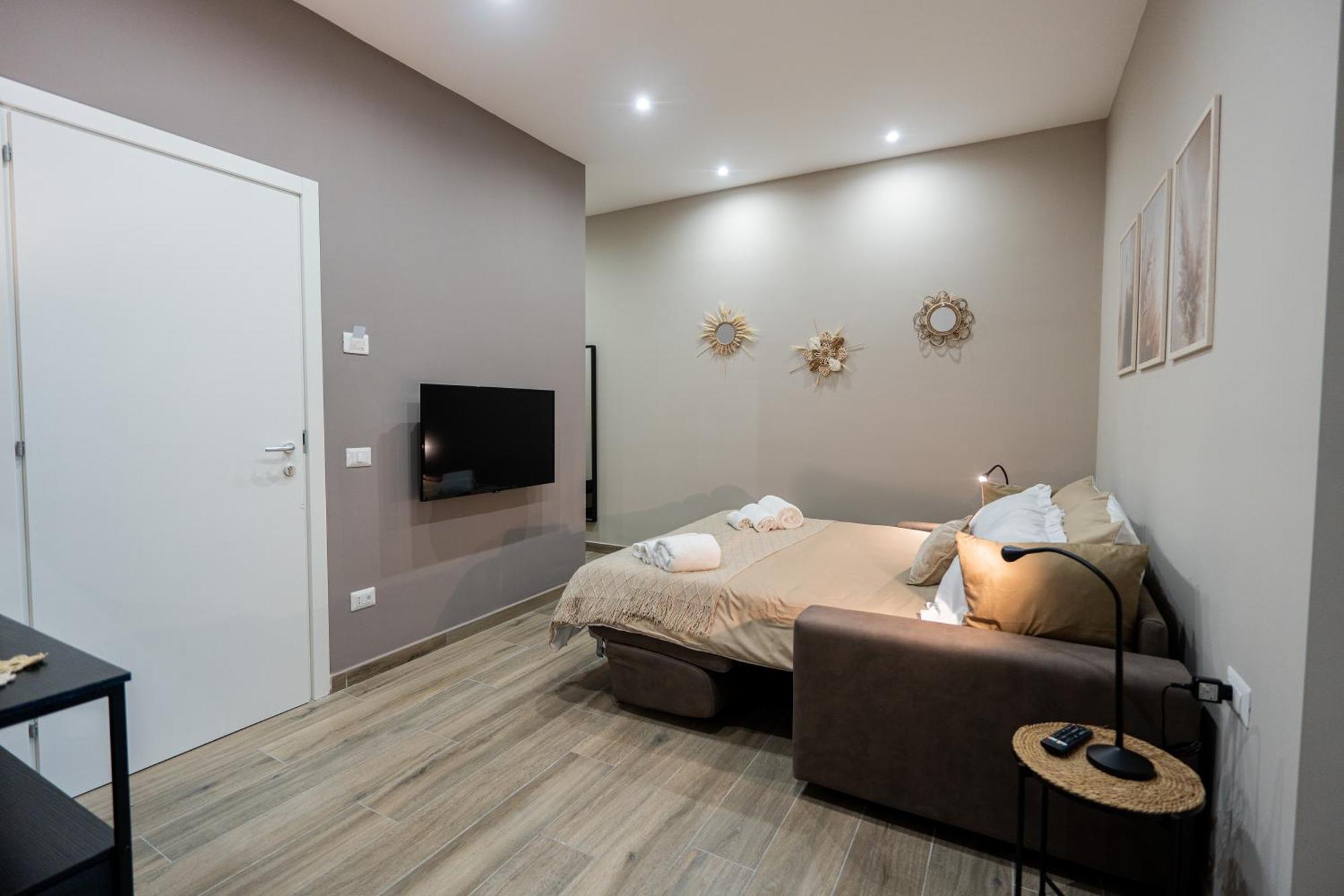 La Casa Di Bianca - Modern Suites Near Plebiscito Неаполь Экстерьер фото